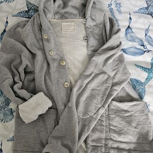 V::room Cream and Gray Textured Fabric